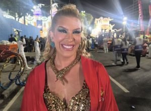 lore-improta-celebra-homenagem-a-mestre-cica-na-viradouro