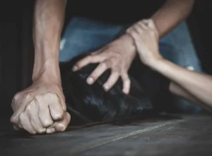 homem-e-preso-por-abusar-de-sobrinha-em-falso-ritual-espiritual-no-df