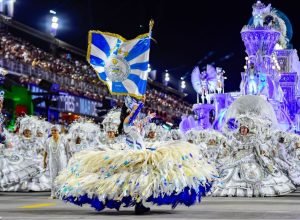 tuiuti,-vila-isabel,-grande-rio-e-salgueiro-encerram-carnaval-na-sapucai