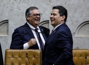 nova-decisao-de-dino-amplia-pressao-no-congresso-por-lei-sobre-supersalarios