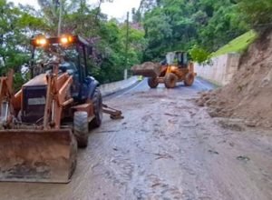 litoral-de-sp-segue-em-alerta-apos-fortes-chuvas-do-fim-de-semana