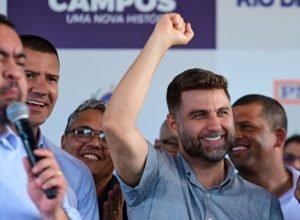 governador-anuncia-entrega-de-bpm-em-90-dias-e-reforma-de-ponte-em-campos