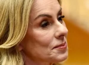 mulher-de-alexandre-de-moraes-diz-nao-ter-recebido-mensagem-atribuida-ao-banqueiro-daniel-vorcaro