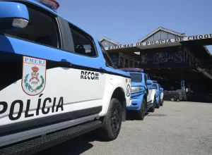 agentes-da-pm-acusados-de-vitimar-medica-durante-operacao-no-rio-de-janeiro-afastados-de-suas-funcoes