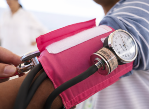 alteracoes-na-respiracao-podem-estar-ligadas-a-hipertensao,-aponta-estudo-da-usp