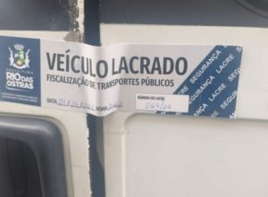 fiscalizacao-aperta-cerco-e-retira-vans-irregulares-das-ruas-em-rio-das-ostras