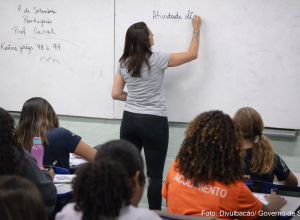 governo-de-sp-pagara-r$-391,8-milhoes-em-bonus-para-profissionais-da-educacao