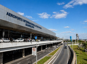manifesto-cobra-explicacoes-sobre-egipcios-retidos-em-aeroporto-de-sao-paulo