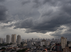 quarta-feira-tera-tempo-instavel-e-chance-de-chuva-em-diversas-regioes-de-sp