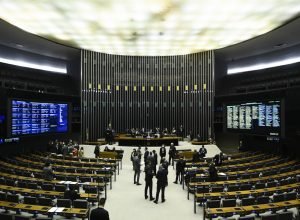 camara-dos-deputados-nomeia-relator-da-pec-do-fim-da-escala-6×1-e-instala-comissao-especial-para-debater-jornada-de-trabalho