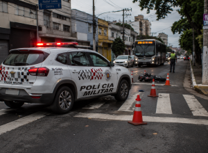 mulher-e-crianca-sao-atropeladas-por-viatura-da-pm-na-zona-leste-de-sao-paulo