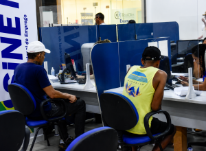 sine-mt-anuncia-mais-de-2,2-mil-vagas-de-emprego-na-semana