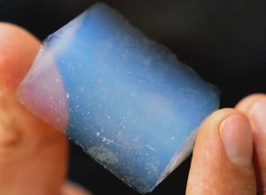 aerogel-o-solido-mais-leve-do-mundo