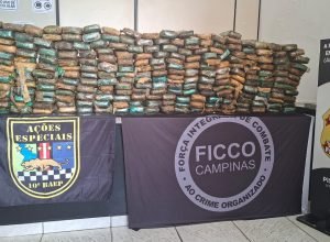 policia-militar-encontra-245-tijolos-de-pasta-base-de-cocaina-escondidos-em-colchoes