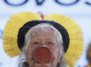 lider-indigena-raoni-tem-melhora-do-quadro-de-saude
