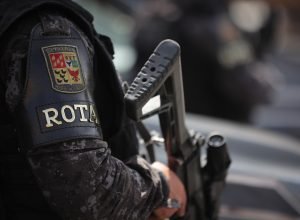 justica-decreta-prisao-de-dois-suspeitos-de-participacao-em-atentado-contra-tenente-da-pm