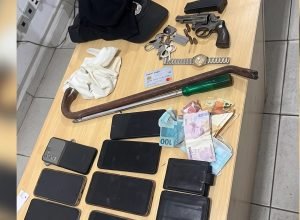 quadrilha-especializada-em-roubos-e-sequestro-e-presa-em-flagrante-pela-policia-militar