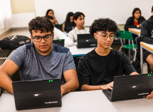 sao-paulo-oferece-2.631-vagas-de-estagio-remunerado-para-alunos-do-ensino-medio-tecnico
